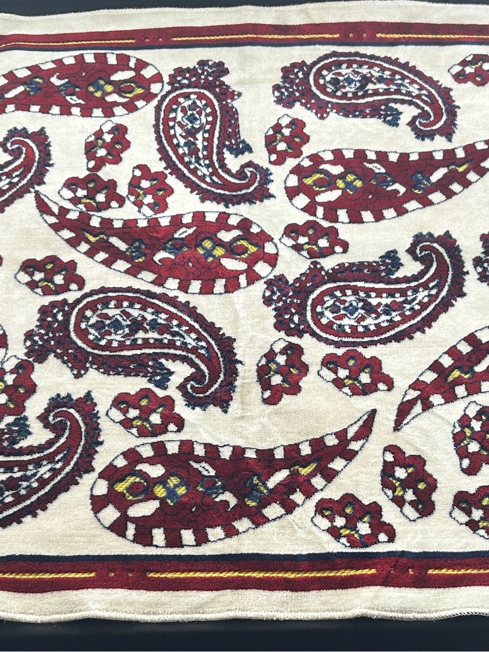 Paisley Boteh Fringed Accent Area Rug 51x32 Cream Burgundy